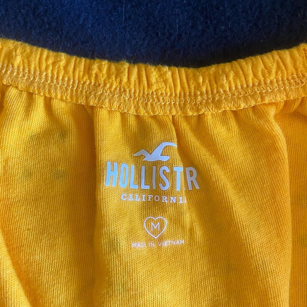 Hollister Yellow Puff Sleeve Crop Top